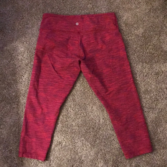 Lululemon crop leggings - Picture 2 of 4